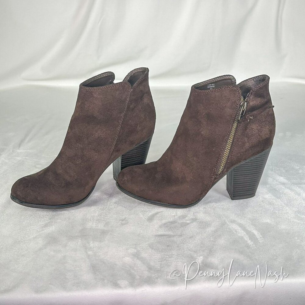 Michael Shannon Suede Ginnie Ankle Booties Size 7.5 Dark Brown - Picture 11 of 11